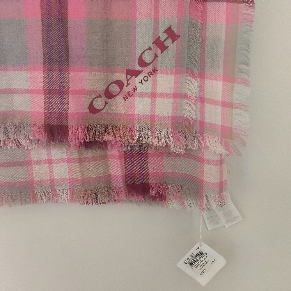 Coach  NWT Wool Ladies Scarf - Picture 2 of 5